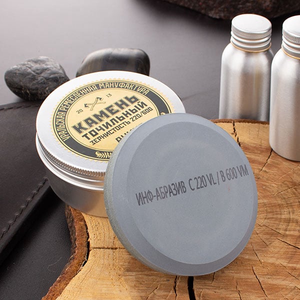 Камень Аника